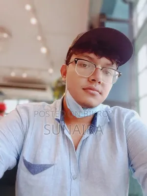 অভিজ্ঞতার সাথে যত্নসহকারে ১ম–৫ম শ্রেণির শিক্ষার্থীদের পড়াতে আগ্রহী