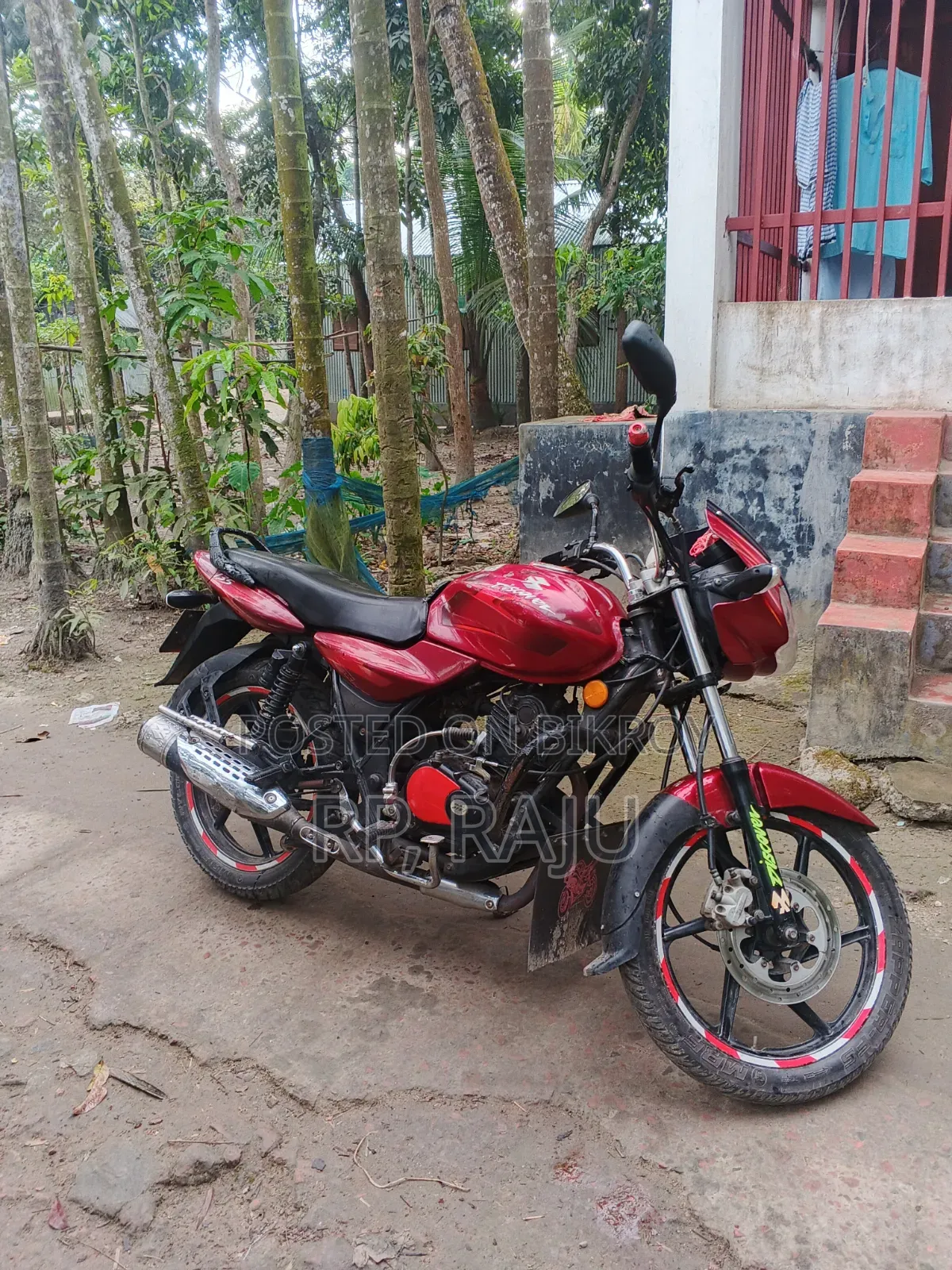 New Bajaj Discover 135 2026 Red