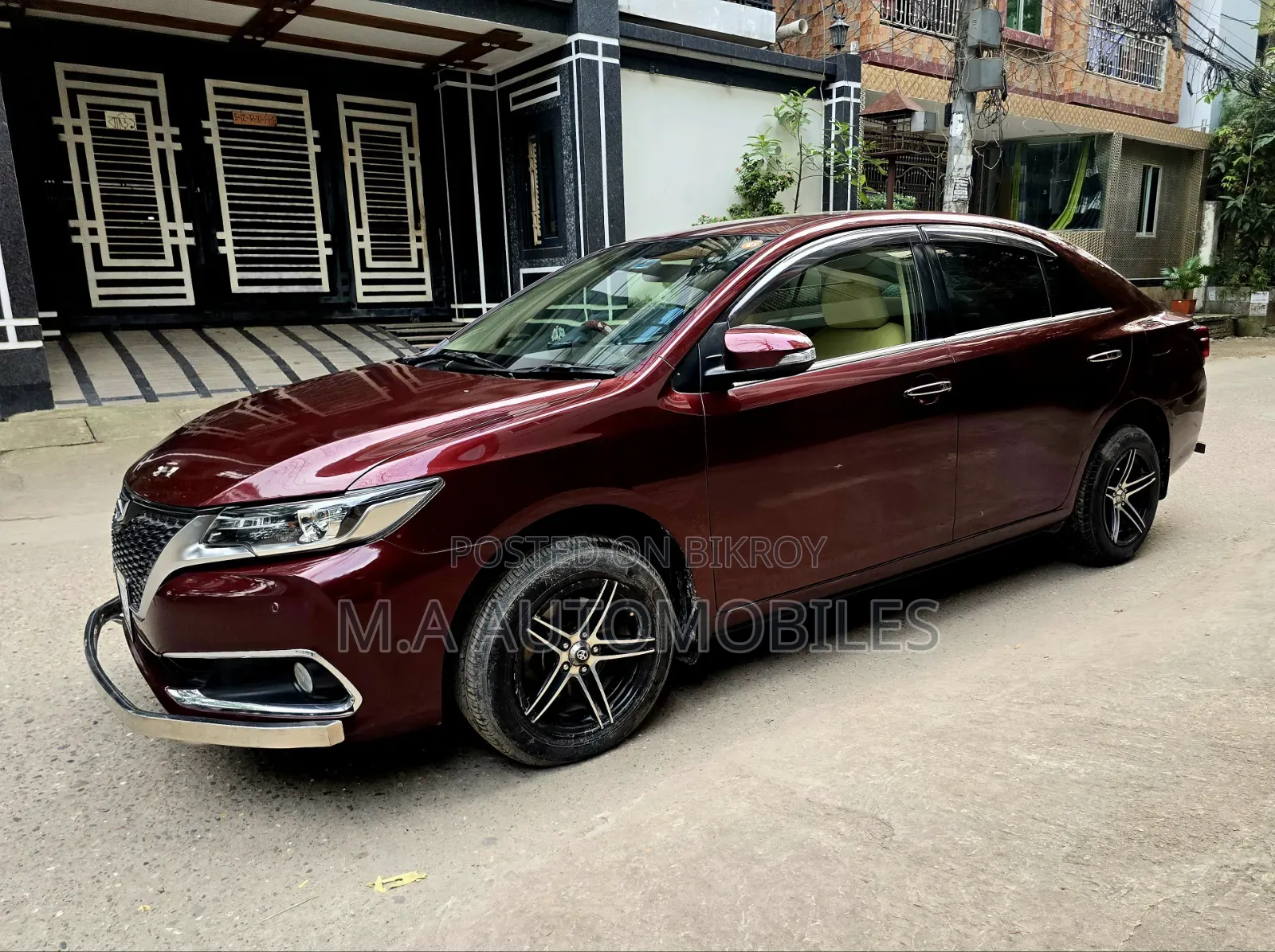টয়োটা অ্যালিয়ন ২০১৭ মেরুন