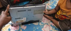 Laptop Sony VAIO PCG-7D1M 2GB Intel Core i3 SSD 250GB