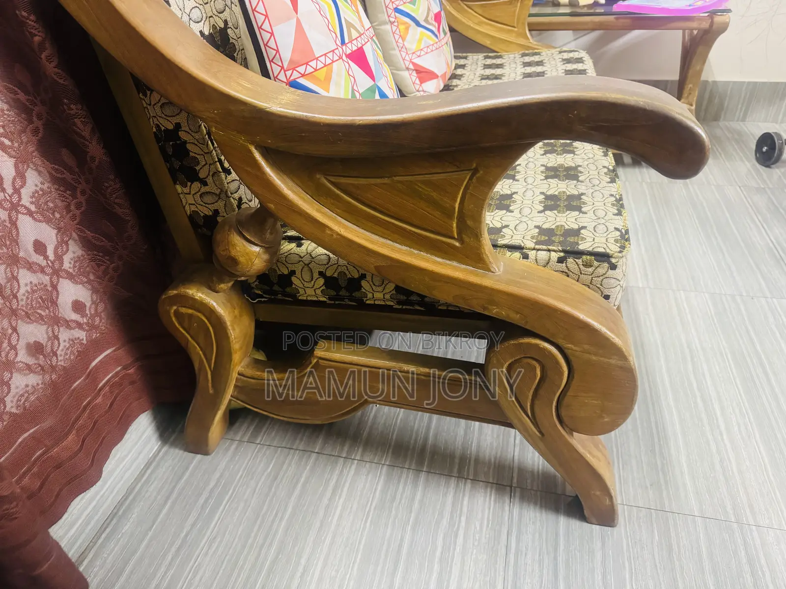 ৫ (২+২+১) সিটার সোফা সেট টেবিল সহ