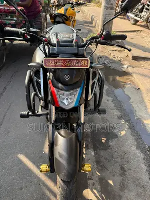 Yamaha FZS V4 2025 Black