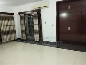 4-Bedroom Apartment in Gulshan for rent
