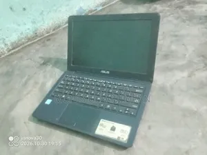 Laptop Asus E402SA 8GB Intel Pentium SSD 128GB