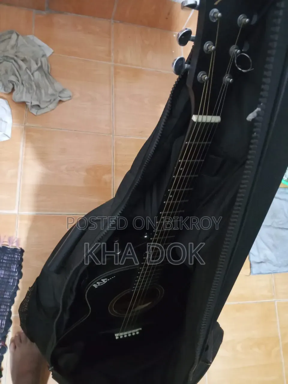 ডিভাইসার এলএস বিকে মিনি ট্রাভেল গিটার