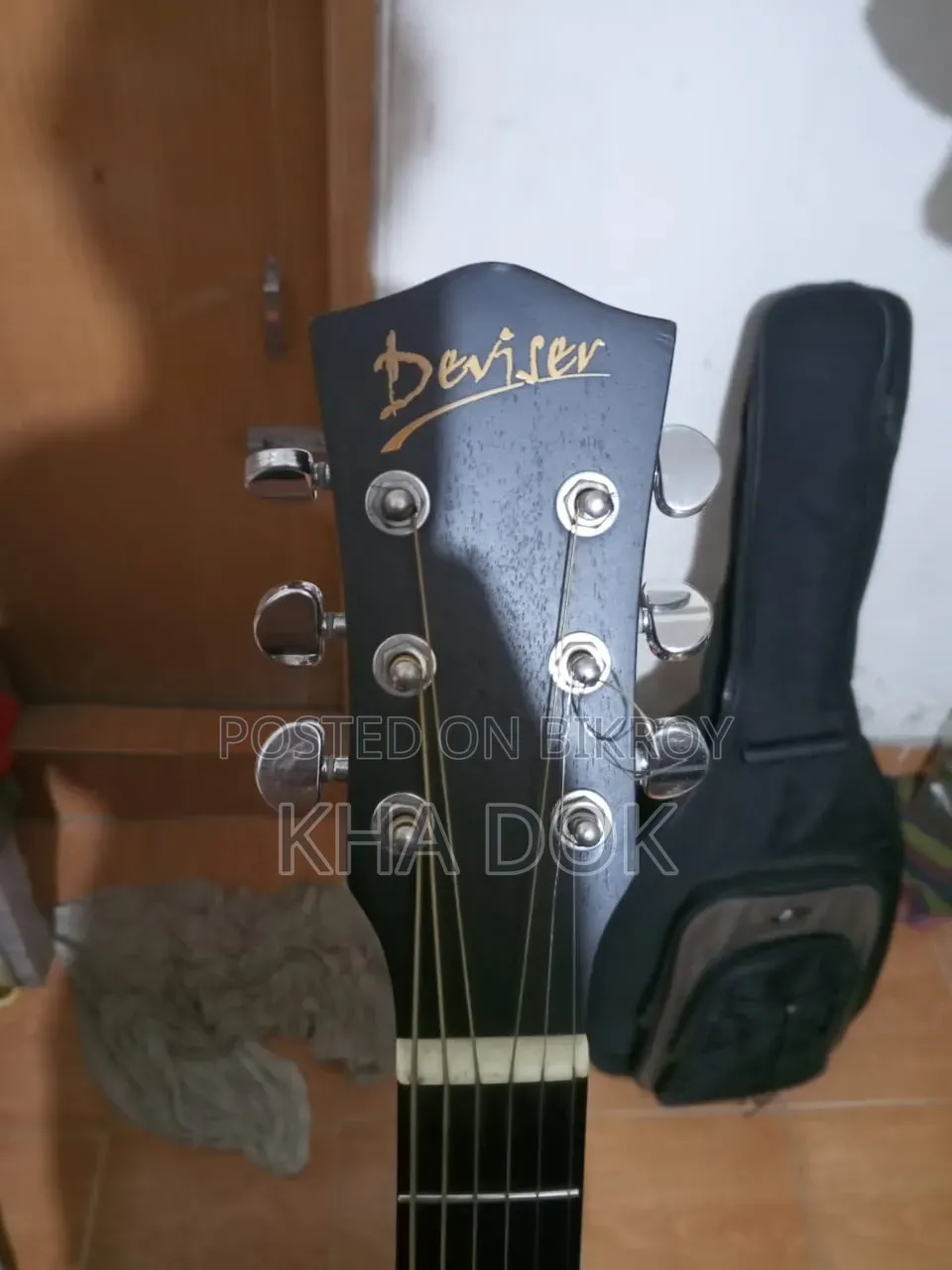 ডিভাইসার এলএস বিকে মিনি ট্রাভেল গিটার