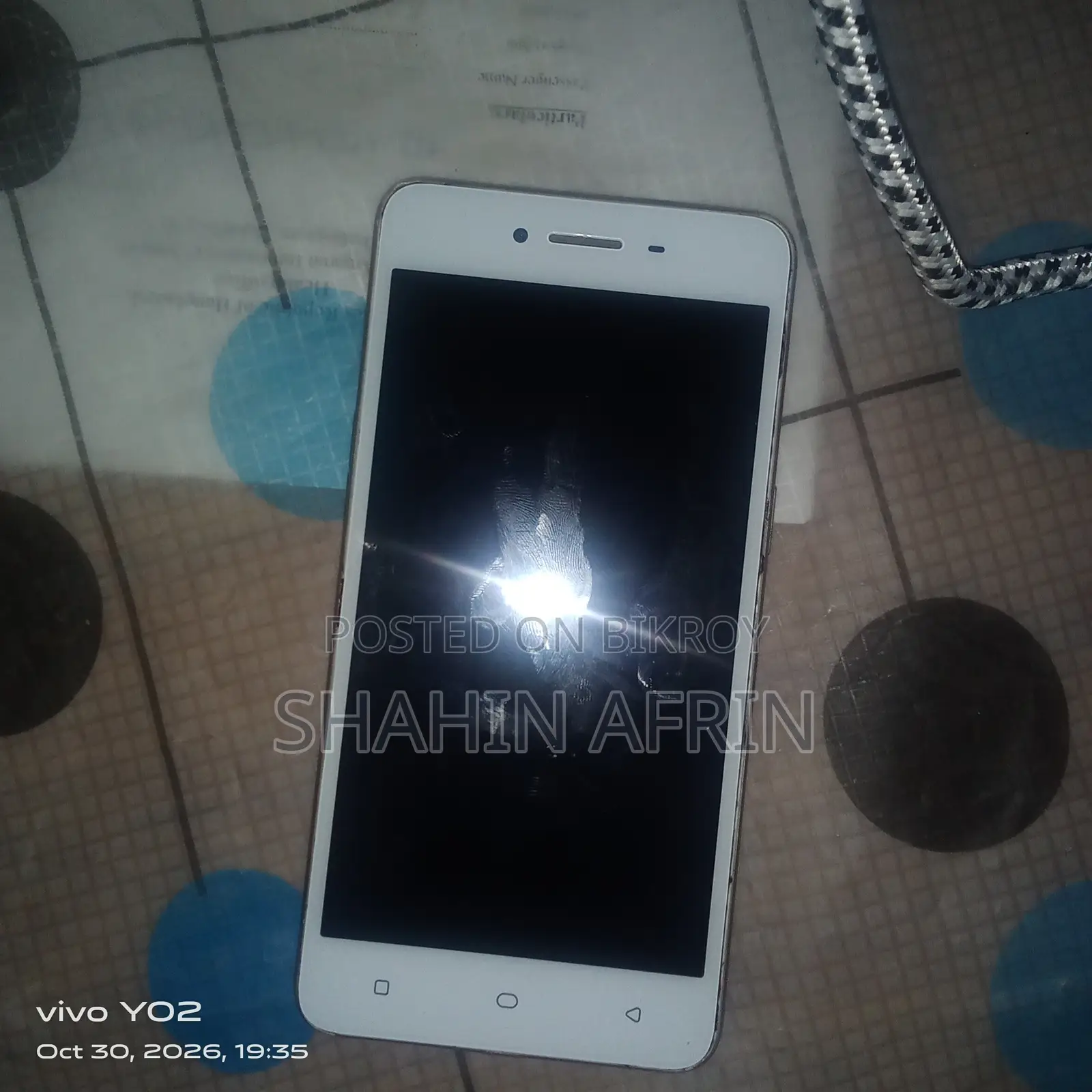 Oppo F1 16 GB Gold