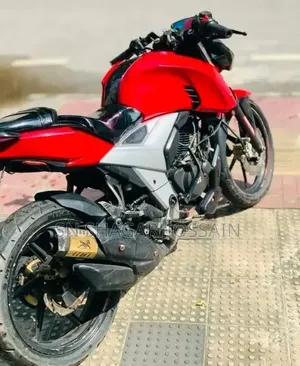 TVS Apache 160 4V 2020 Red
