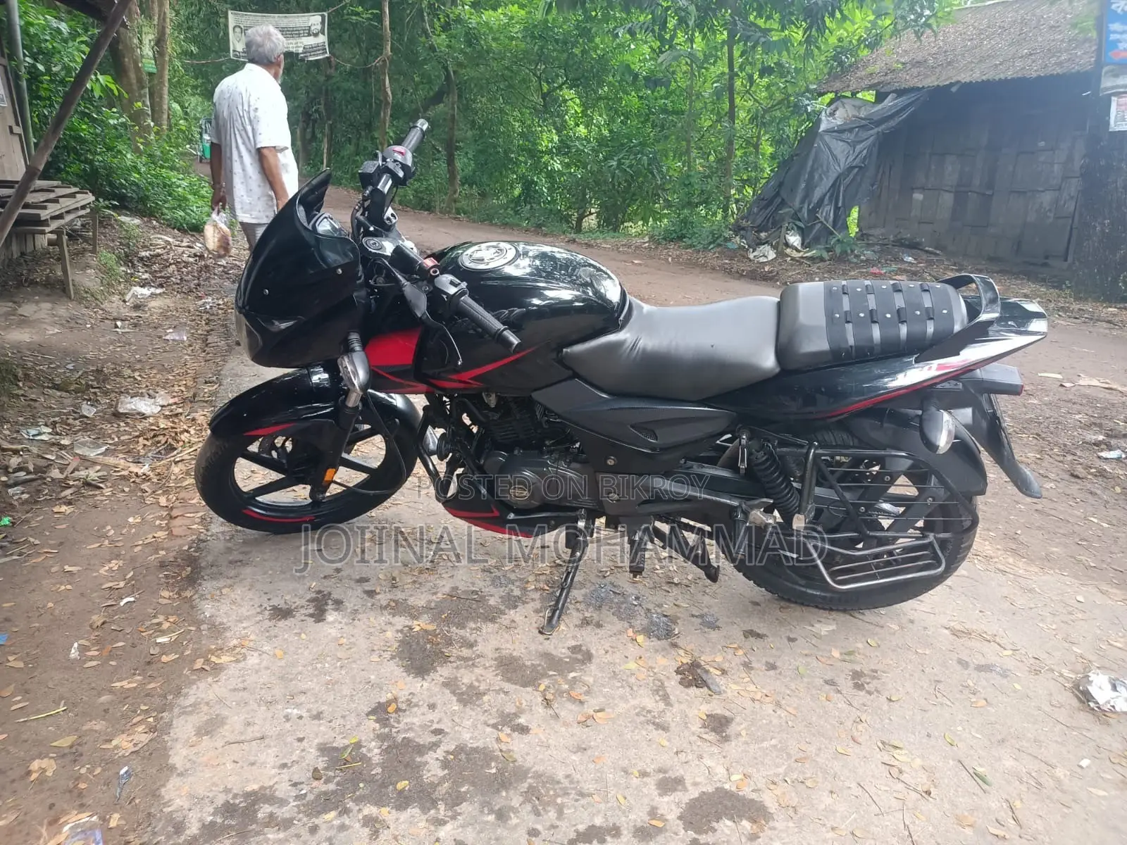 বজাজ পালসার ১৫০ ২০২২ রেড