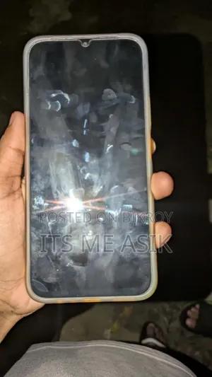 রিয়েলমি সি১০০আই ৬৪ জিবি সিলভার