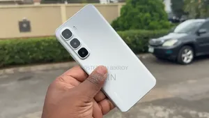New Infinix Hot 60 Pro+ 256 GB Silver
