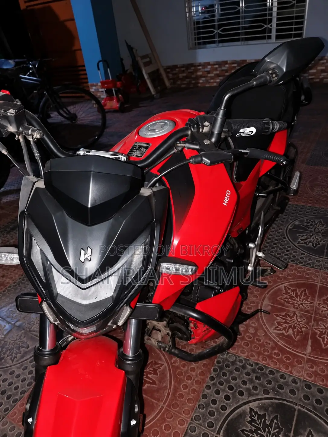 Hero Thriller 160R 2020 Red