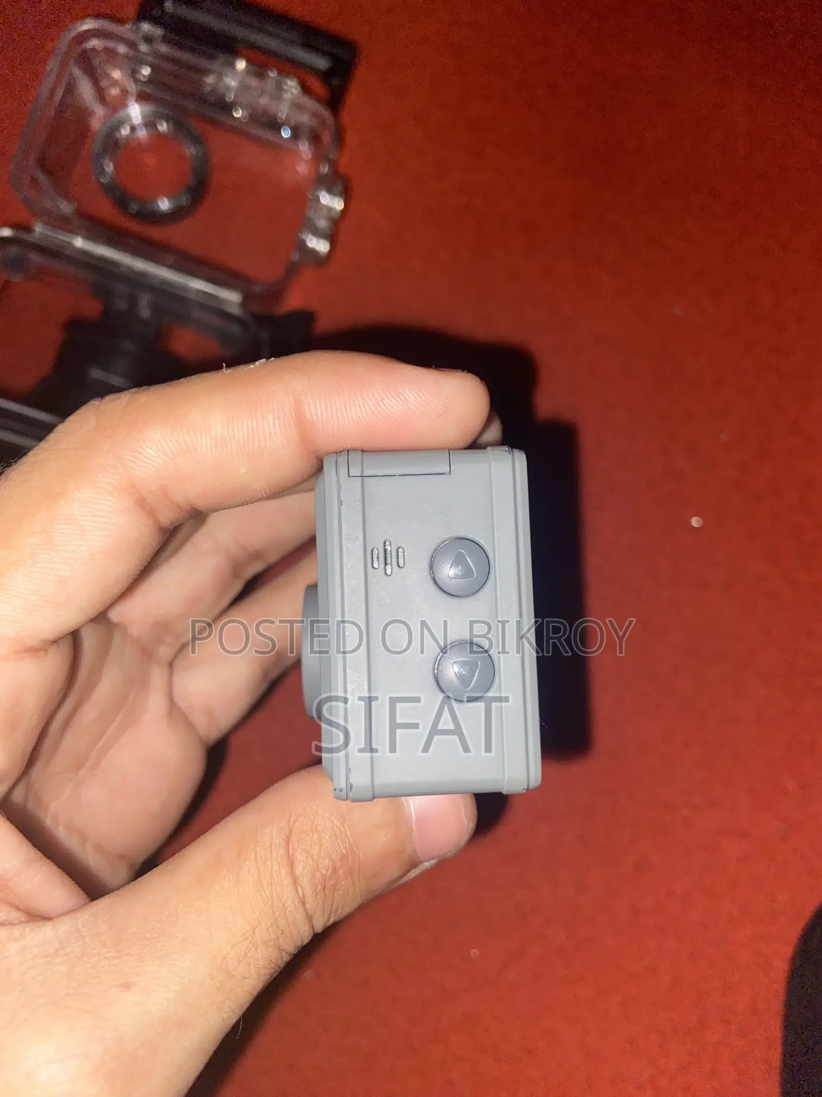 অউসেক এম৪০আর ৫কে অ্যাকশন ক্যামেরা