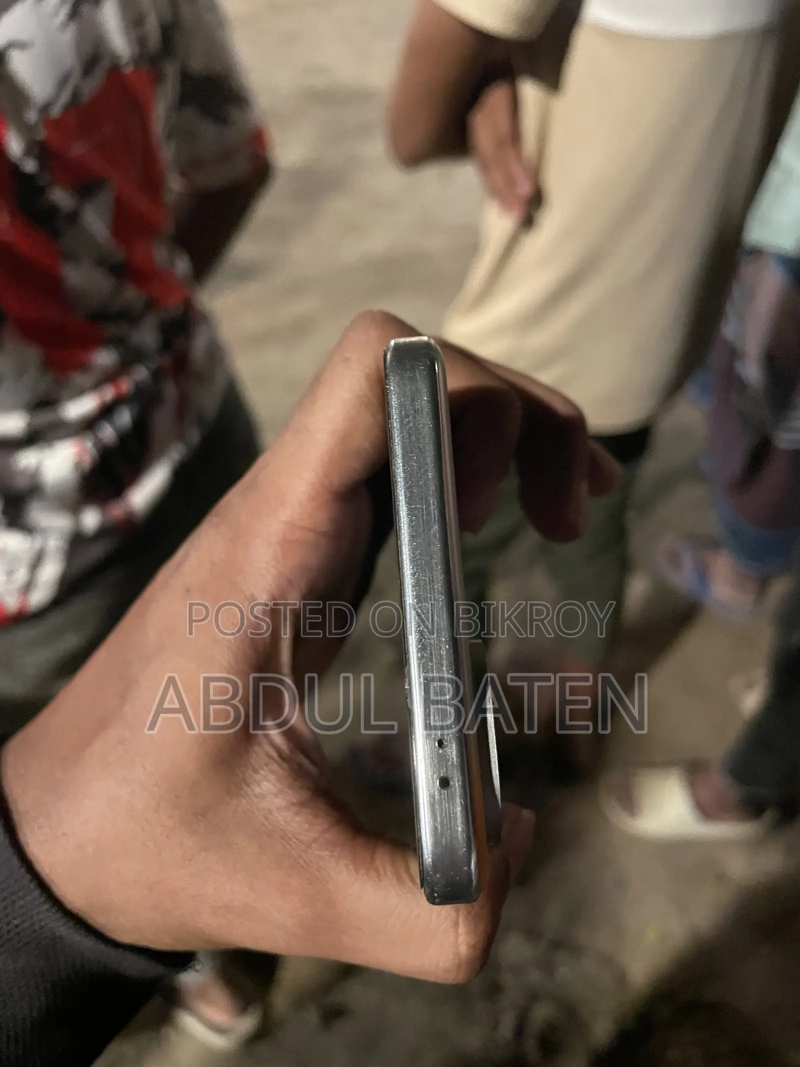 আইকিউও ২৫৬ জিবি অরেঞ্জ