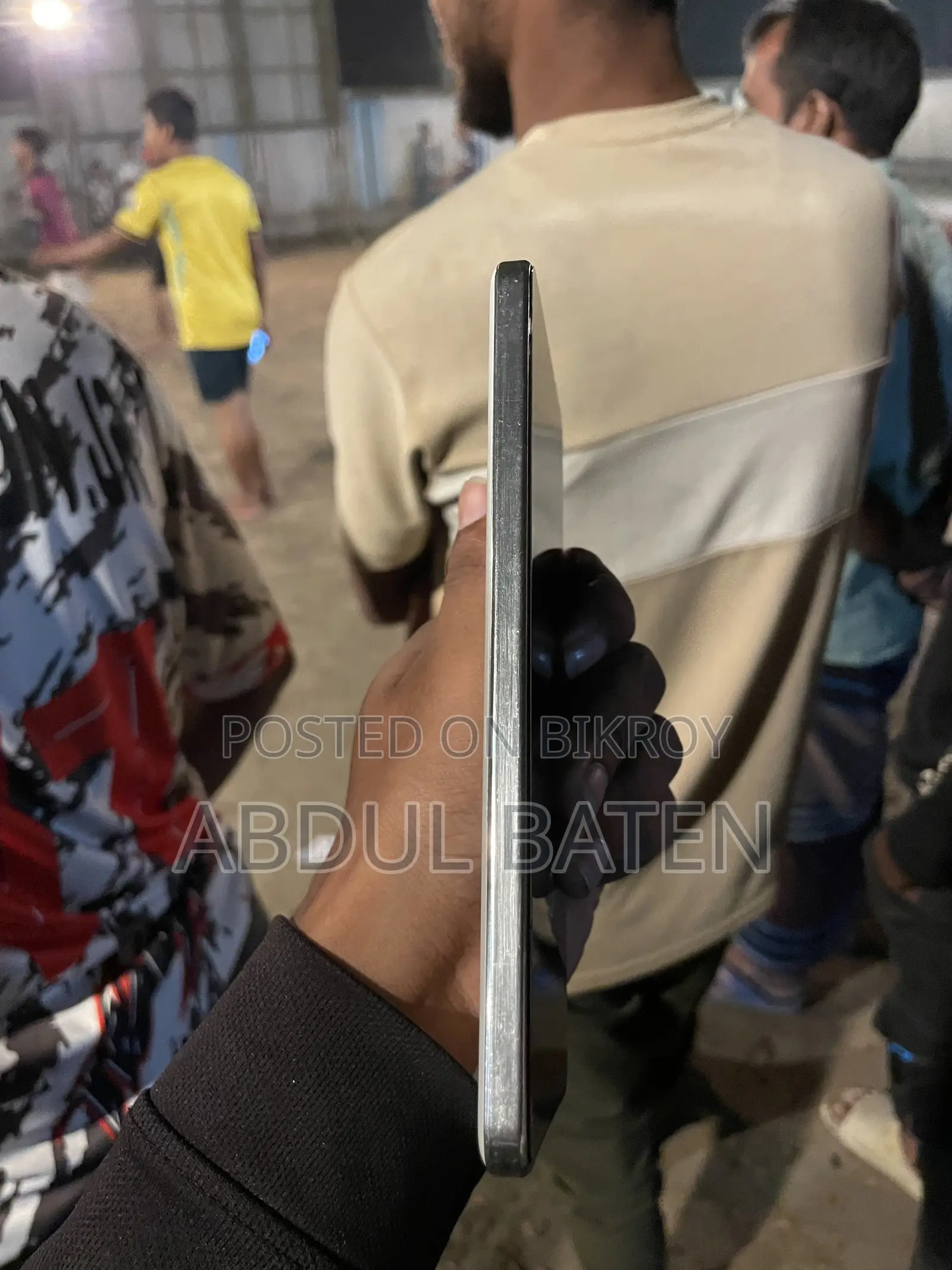 আইকিউও ২৫৬ জিবি অরেঞ্জ