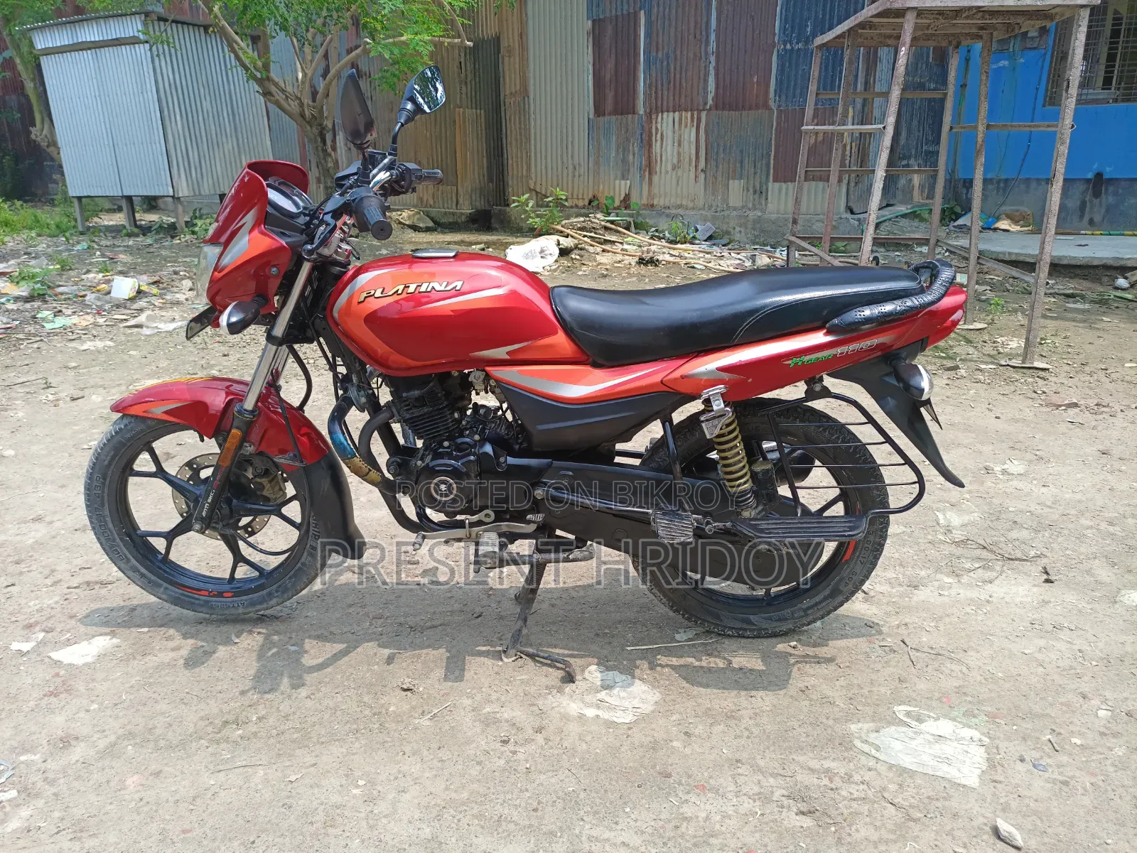 বাজাজ প্লাটিনা ১১০ ইএস ২০২৩ লাল