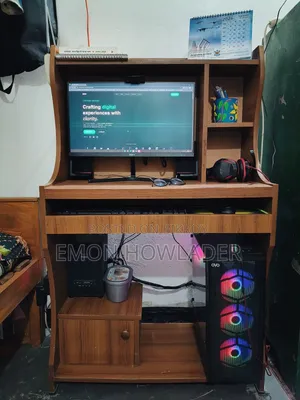 Desktop Computer 8GB AMD Ryzen 5 SSD 500GB