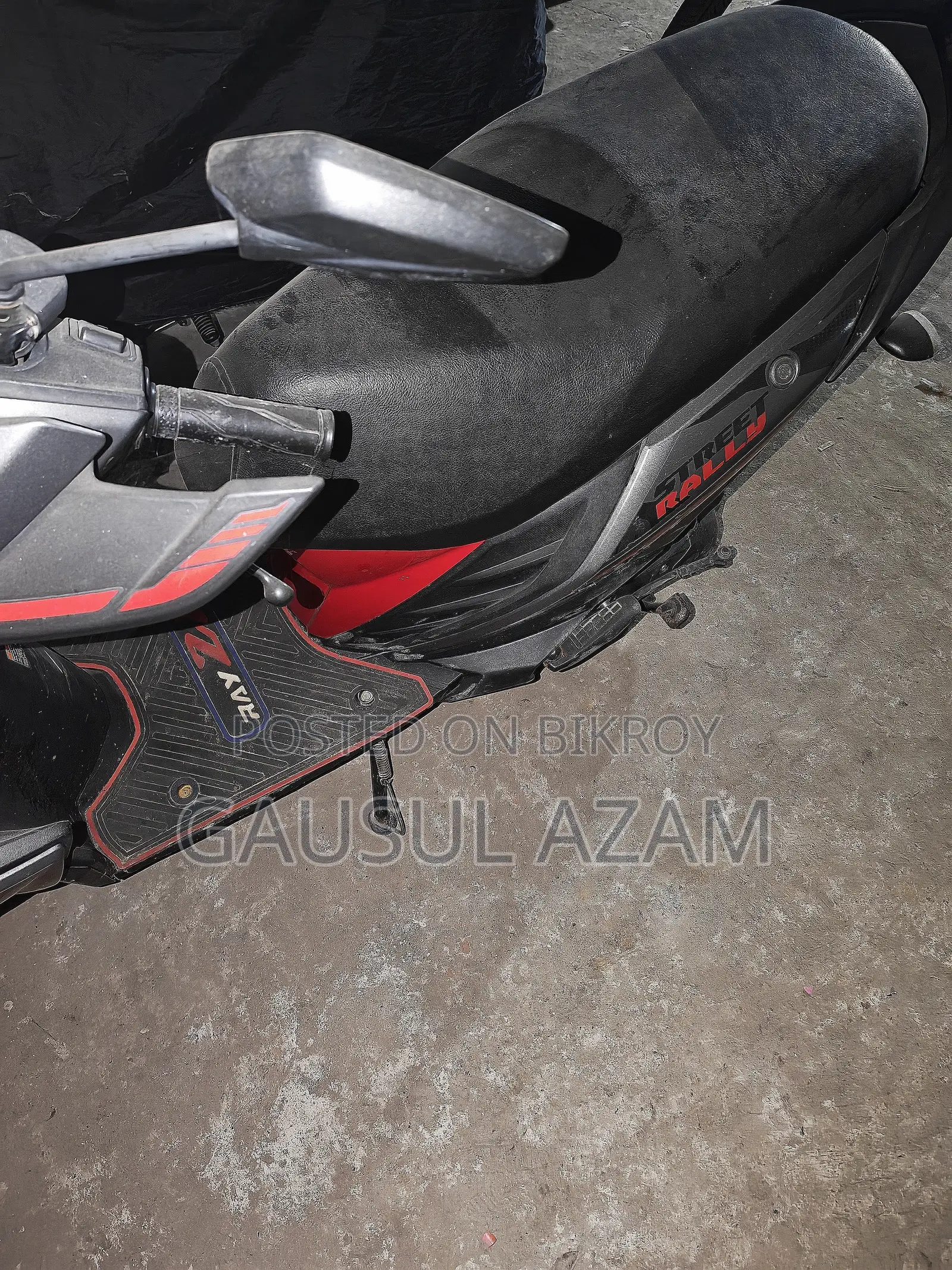 Yamaha 2021 Black