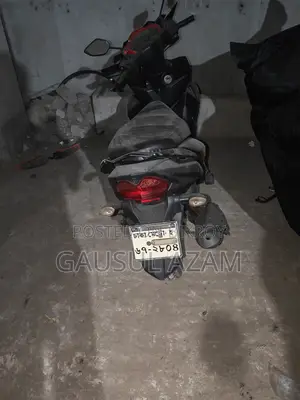 Yamaha 2021 Black