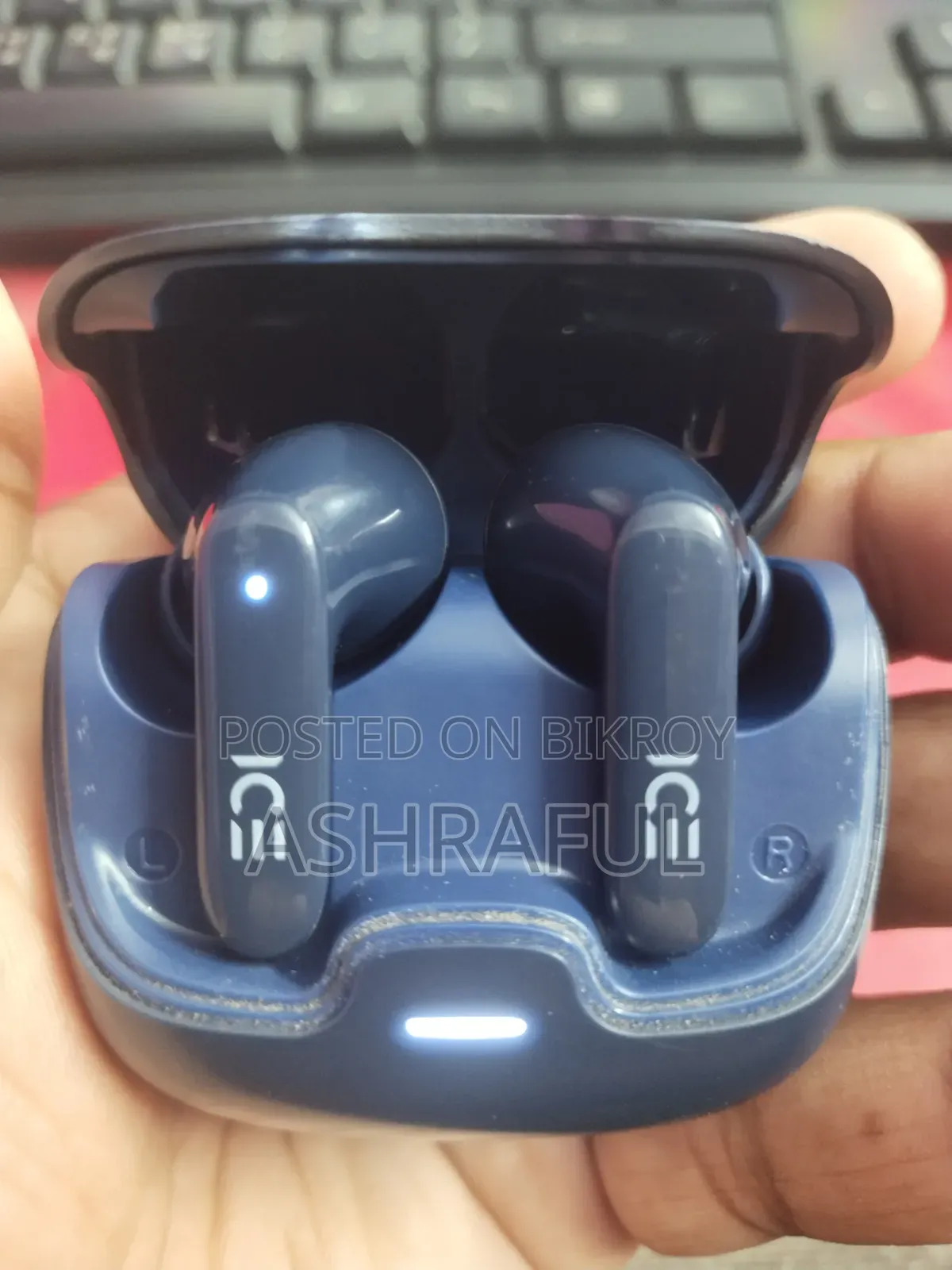 Earbuds Sell