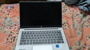 Laptop HP ProBook 430 G8 16GB Intel Core i7 SSD 256GB