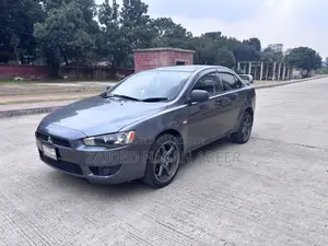 মিতসুবিশি ল্যান্সার ২০১০ গ্রে