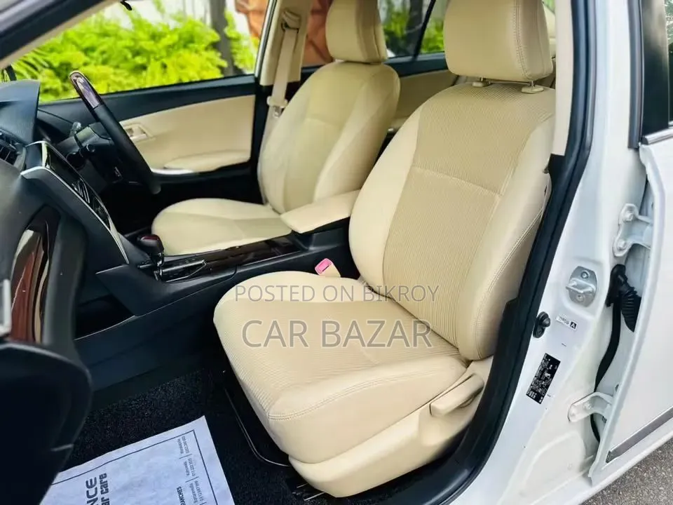 Toyota Premio 1.5 Front-Wheel Drive 2020 White