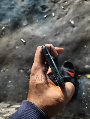 Symphony Z30 32 GB Green