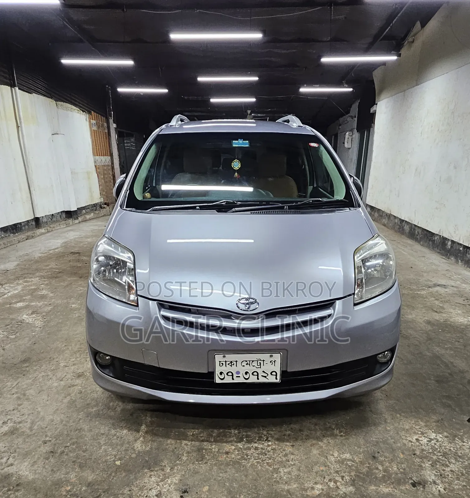 Toyota Passo Sette 1.5 Four Wheel Drive 2009 Gray