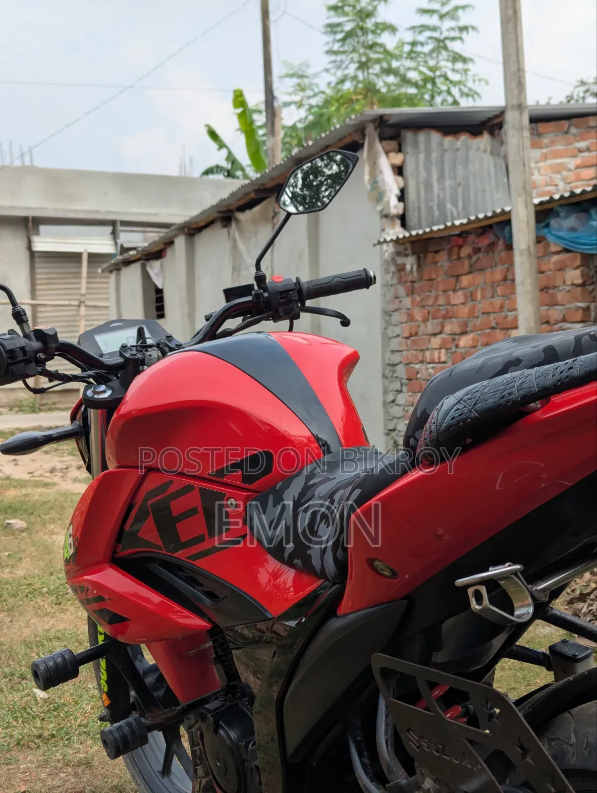 সুজুকি গিক্সার ২০২২ রেড