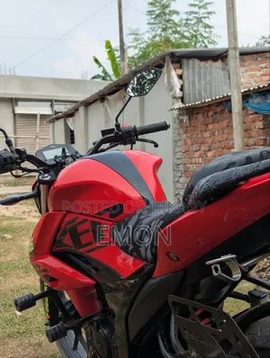 সুজুকি গিক্সার ২০২২ রেড