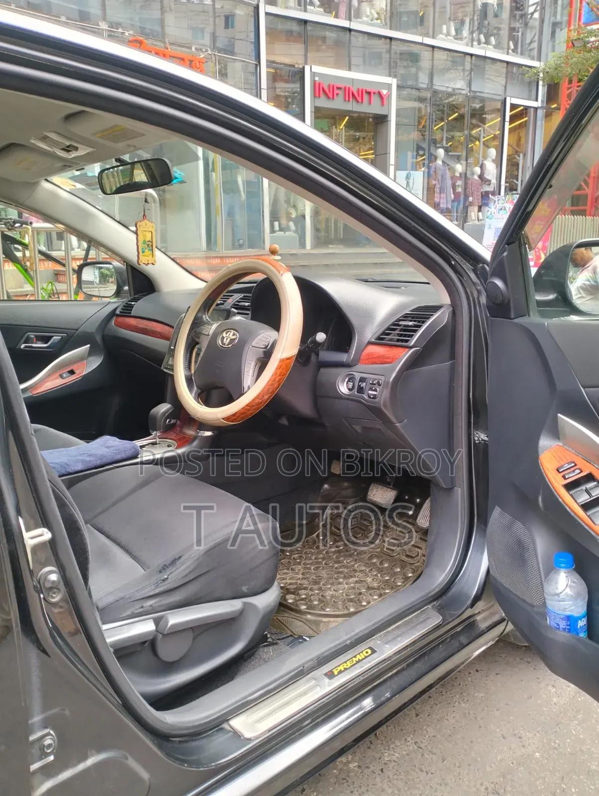 Toyota Premio 2010 Black