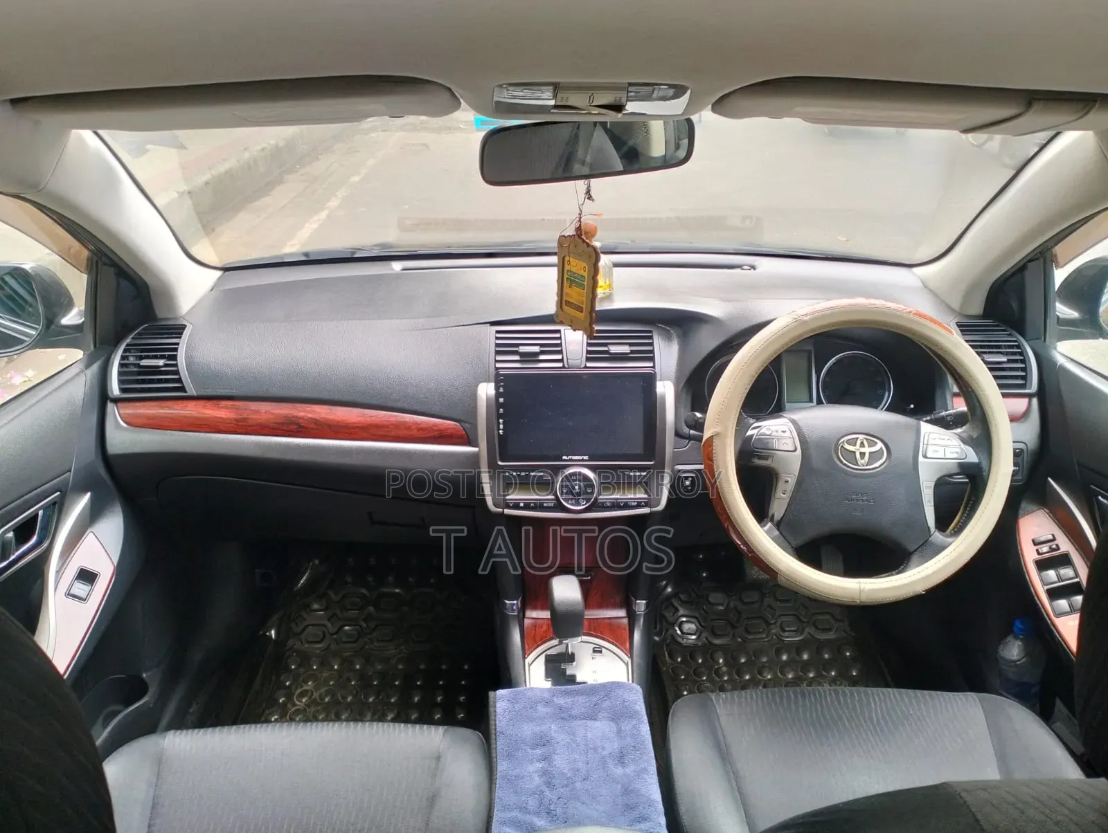 Toyota Premio 2010 Black