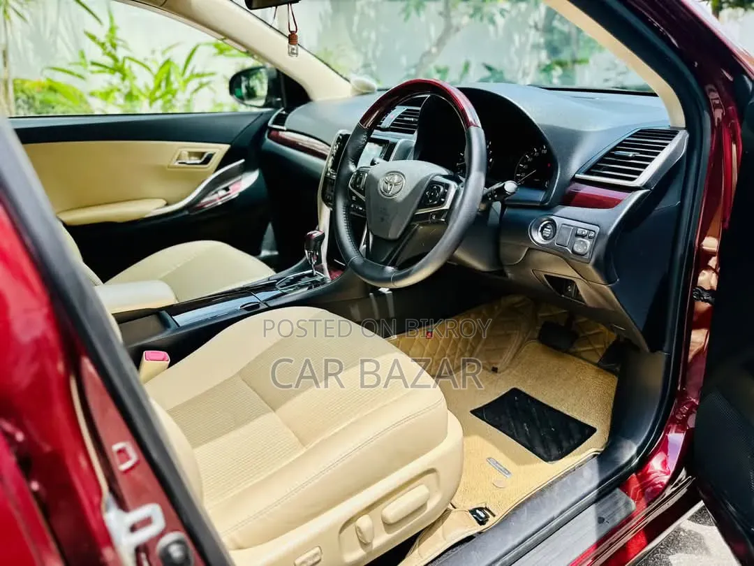 Toyota Premio 1.5 Front-Wheel Drive 2020 Maroon