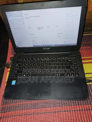 Laptop Asus A42DE 4GB Intel Core i3 SSD 128GB