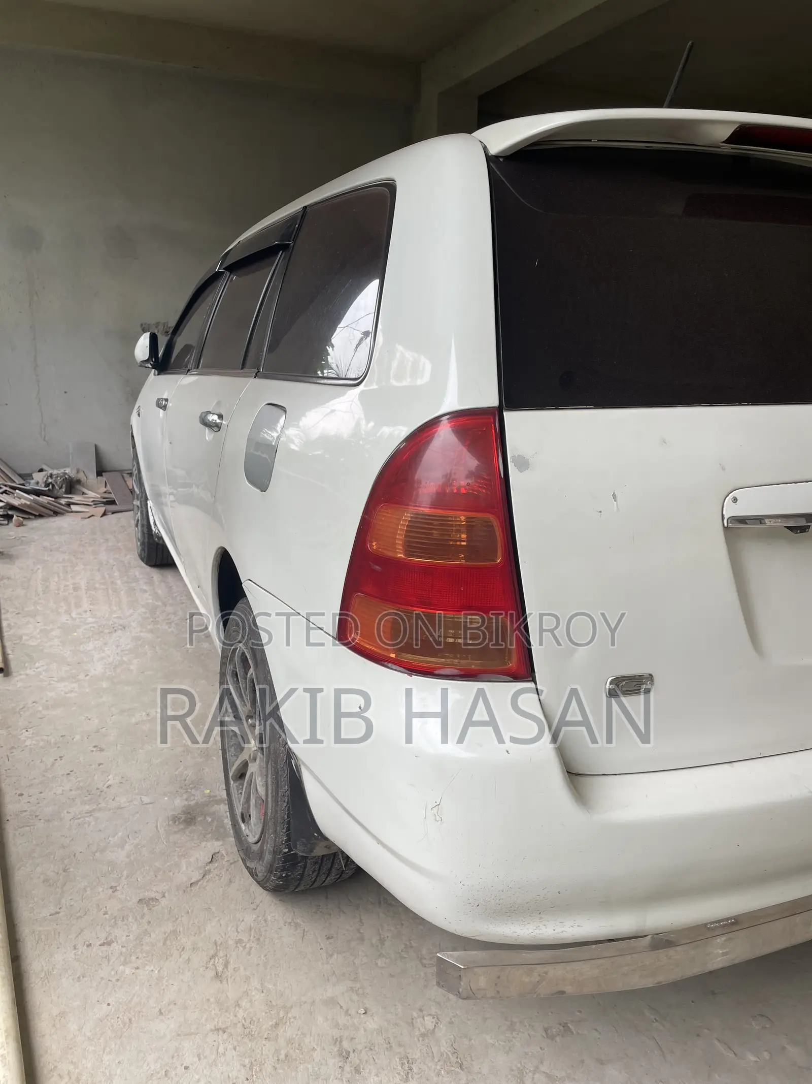Toyota Corolla Fielder 2004 White