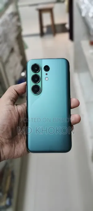 New Tecno Camon 50 Ultra 256 GB Green