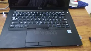 Laptop Dell 16 Premium 12GB Intel Core i7 HDD 256GB