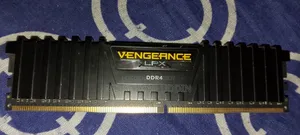 Cmk8gx4m1e3200c16