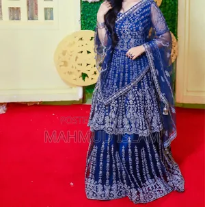 প্রায় নতুন ডিজাইনার লেহেঙ্গা ও শর্ট গাউন – মাত্র ১-২ বার ব্যবহার করা