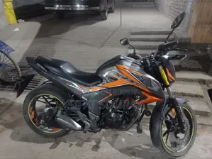 Honda Hornet 2014 Orange