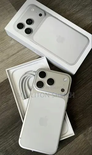 অ্যাপল আইফোন ১৭ প্রো ম্যাক্স ২৫৬ জিবি হোয়াইট