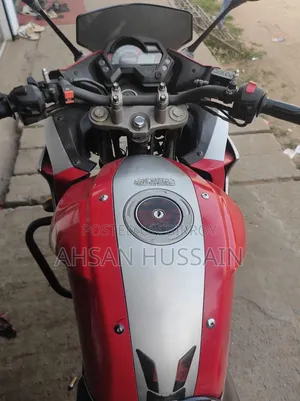 Yamaha Fazer V1 2015 Red