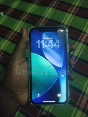 অ্যাপল আইফোন ১১ ১২৮ জিবি সাদা