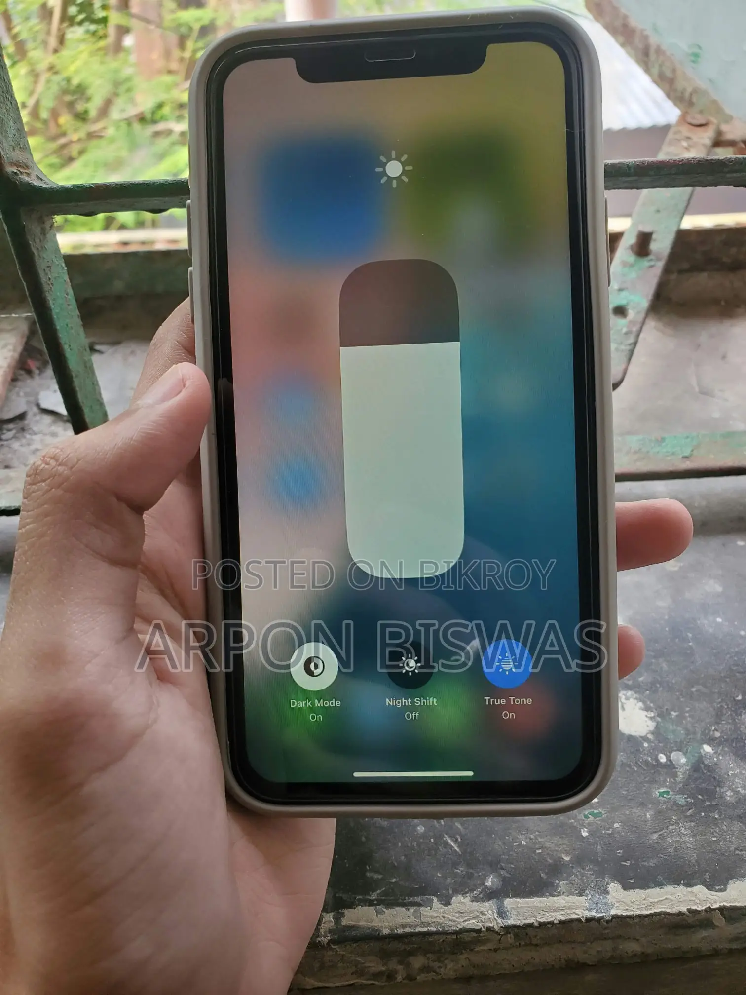 Apple iPhone XR 64 GB White