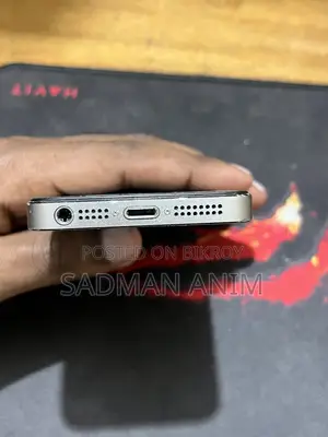 Apple iPhone 5s 16 GB Silver