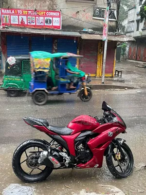 সুজুকি জিক্সার এসএফ ২০১৬ লাল