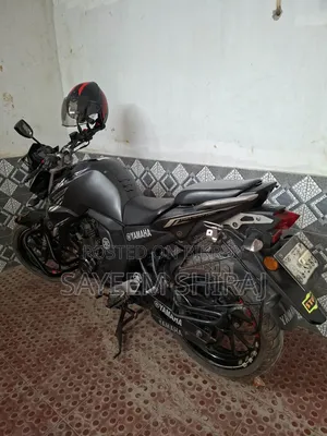 ইয়ামাহা এফজেড ২০১৯ কালো