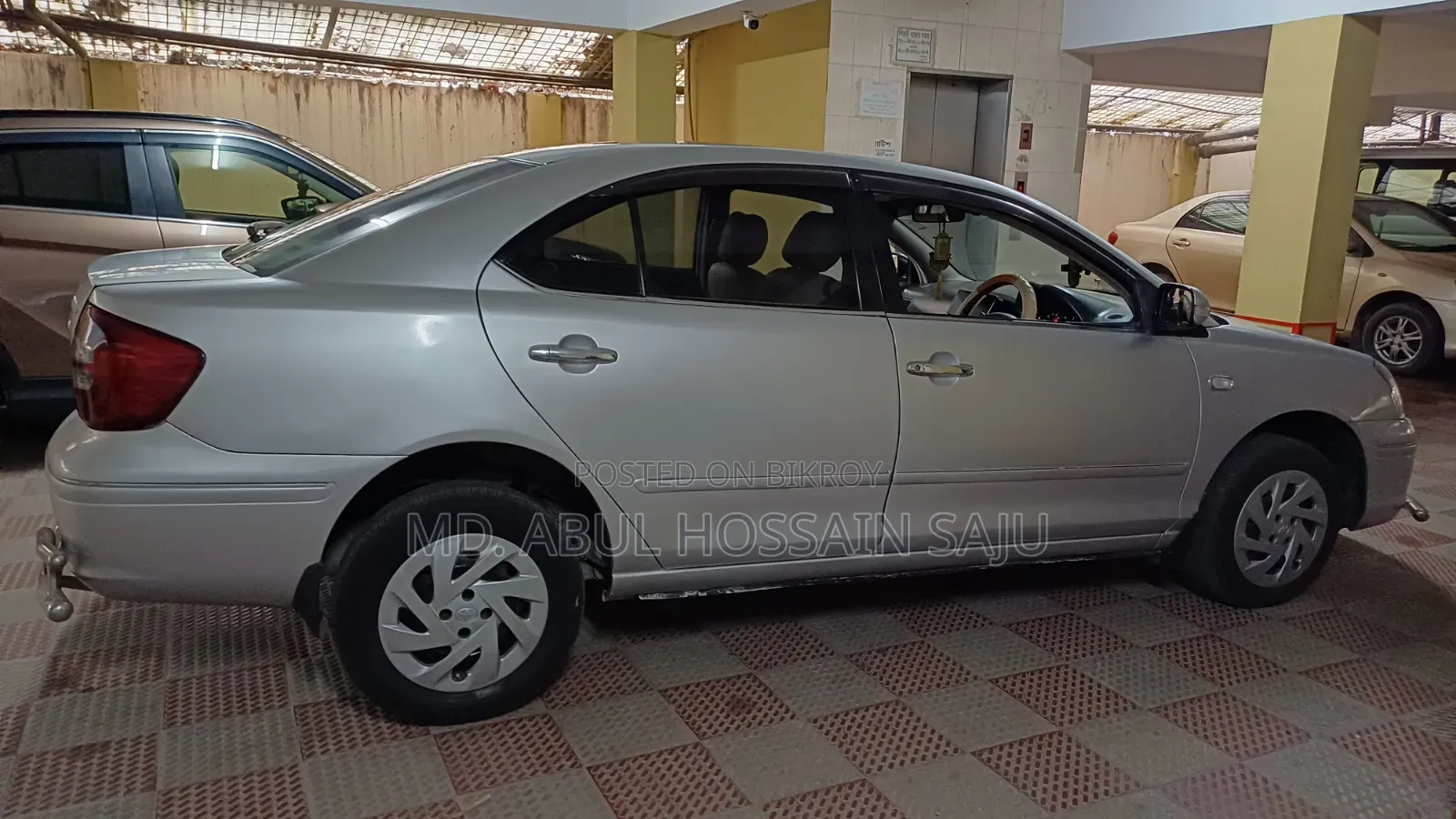 টয়োটা প্রিমিও ২০০৭ সিলভার