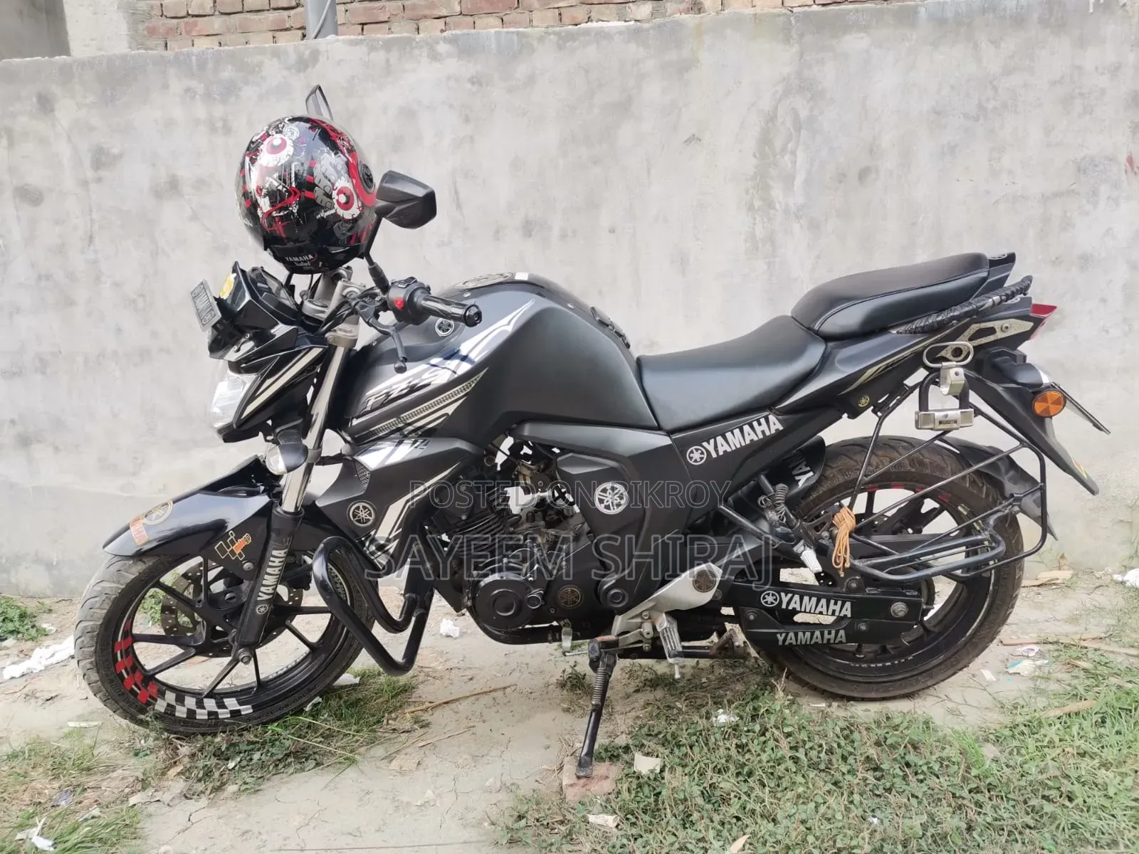 ইয়ামাহা এফজেড ২০১৯ কালো